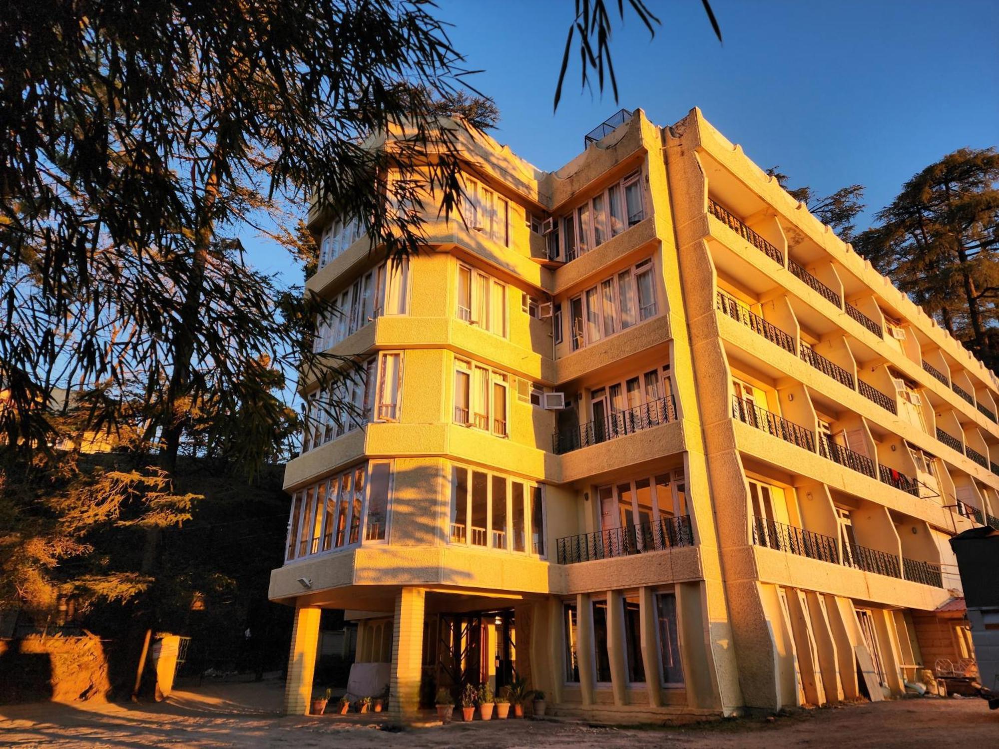 Hotel Pineview Shimla Exterior foto